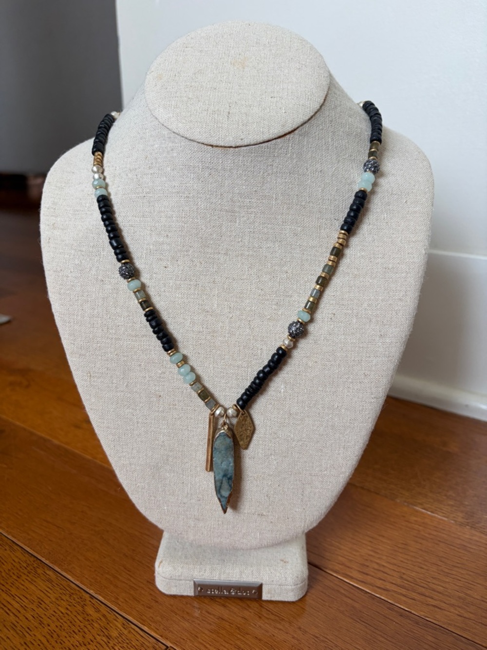 Stella & Dot Black and Green Labradorite Pendant Necklace